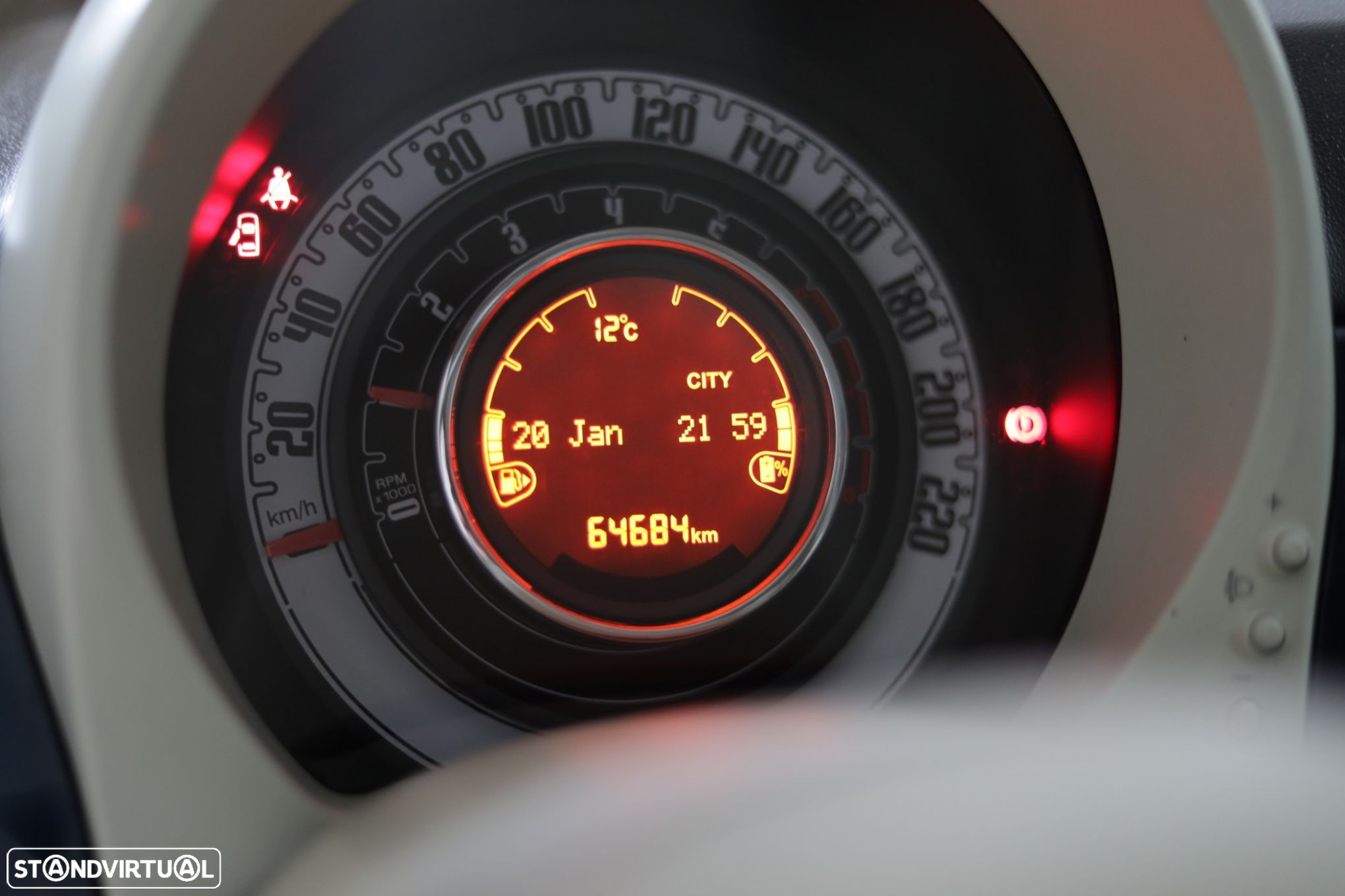 Fiat 500 1.0 Hybrid Lounge - 11