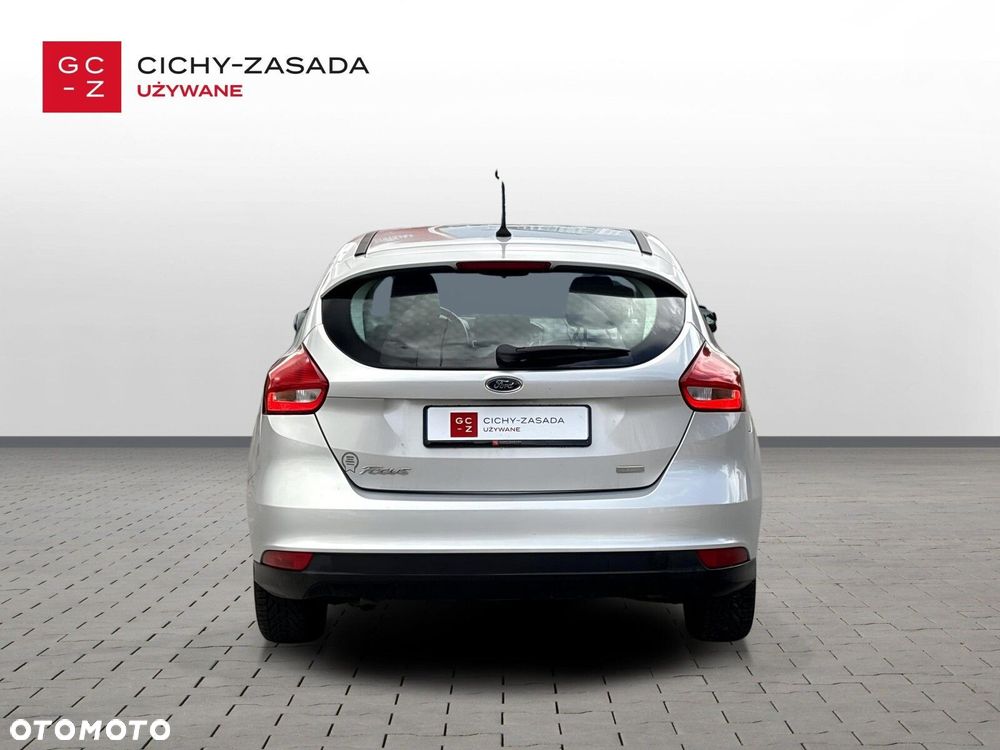 Ford Focus 1.0 EcoBoost Trend Edition - 5