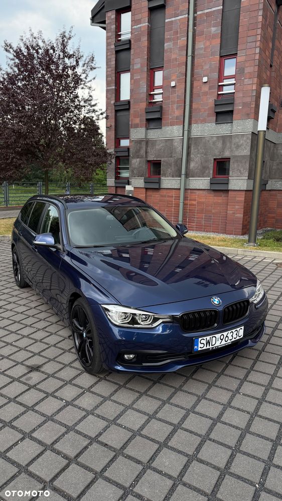 BMW Seria 3 320d Edition Luxury Line Purity - 6