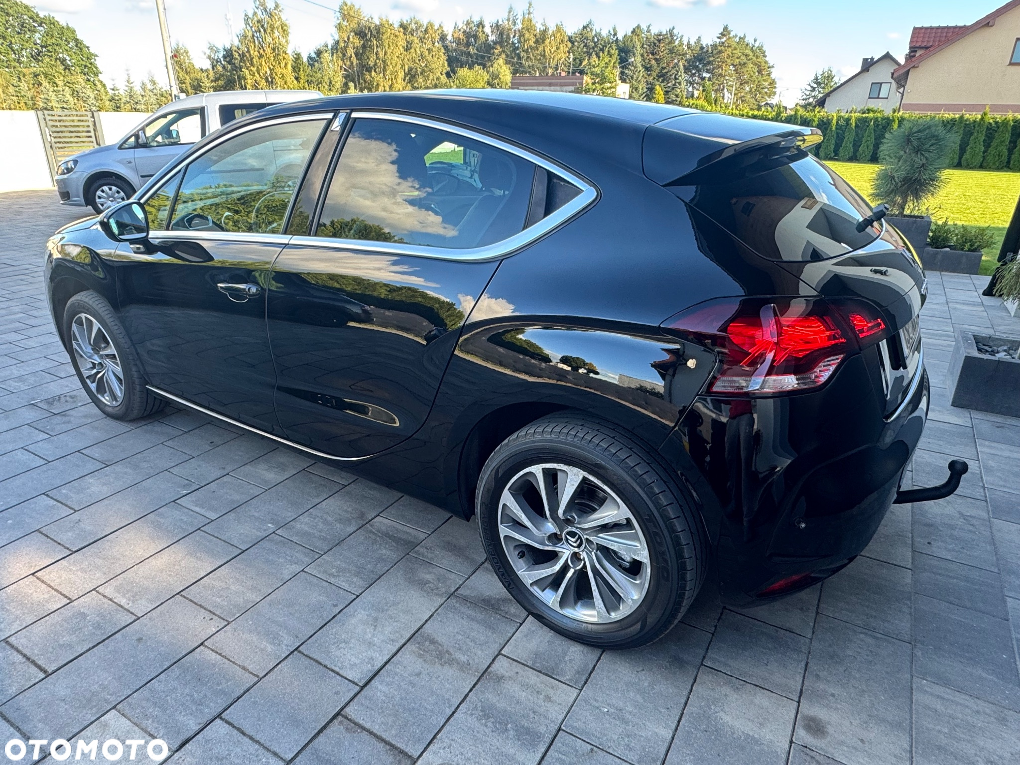Citroën DS4 e-HDi 110 EGS6 SoChic - 5