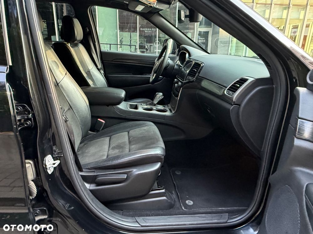 Jeep Grand Cherokee - 20