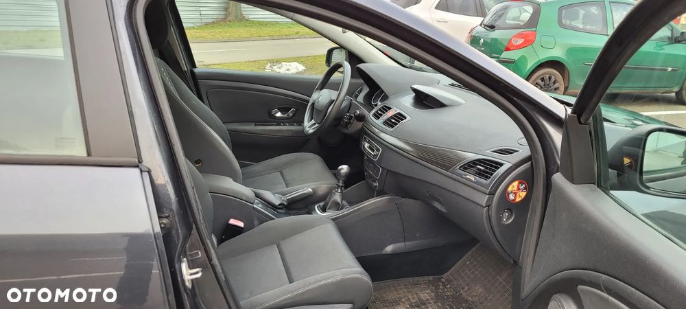 Renault Megane 1.6 16V Expression - 9