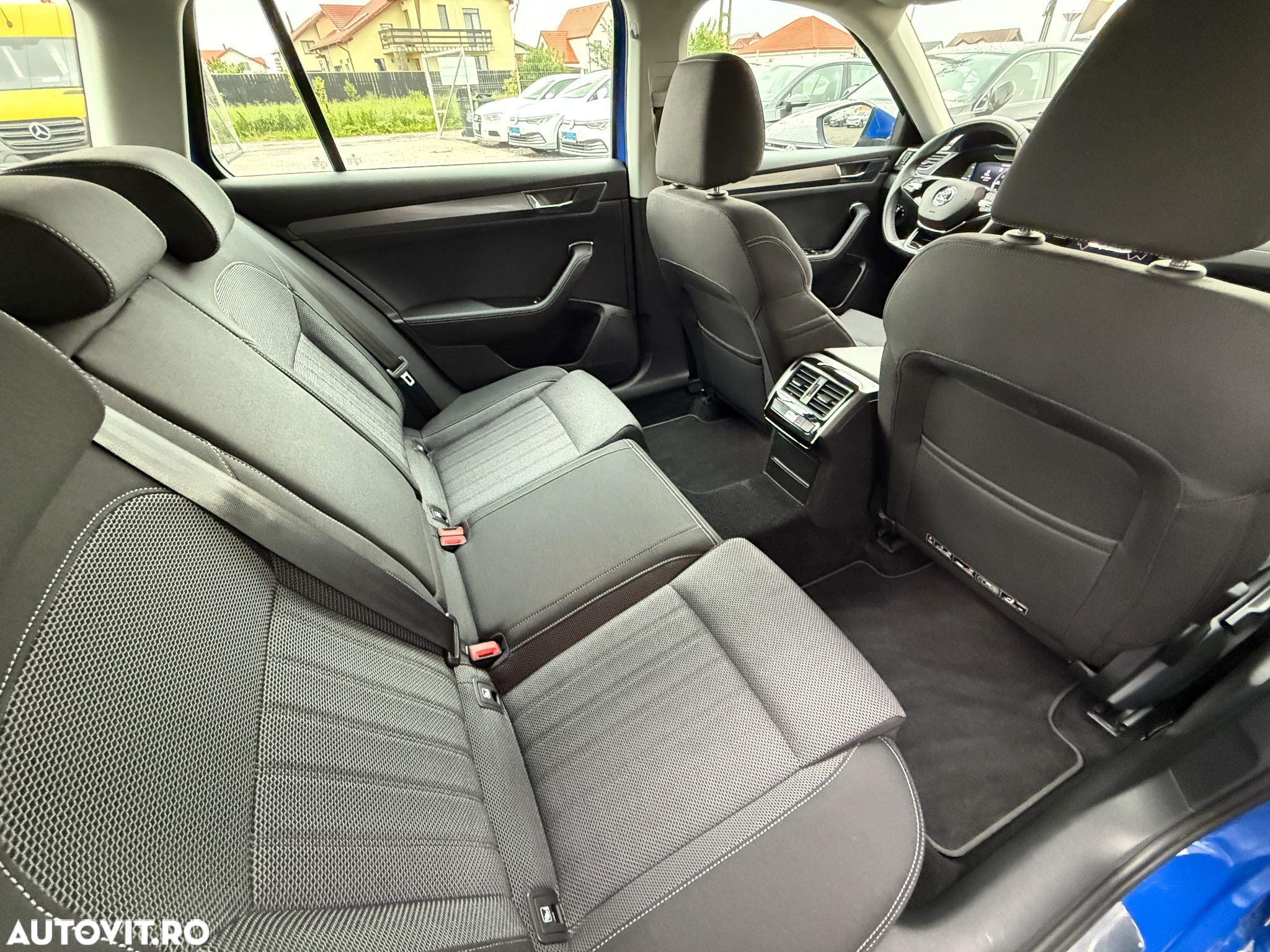 Skoda Superb 1.5 TSI ACT Style - 25