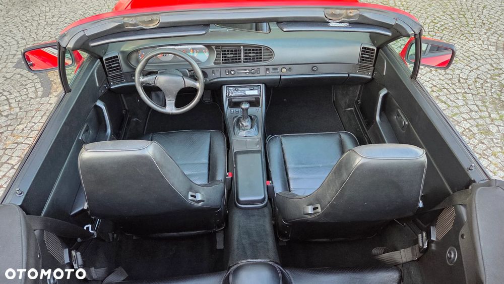 Porsche 944 - 36