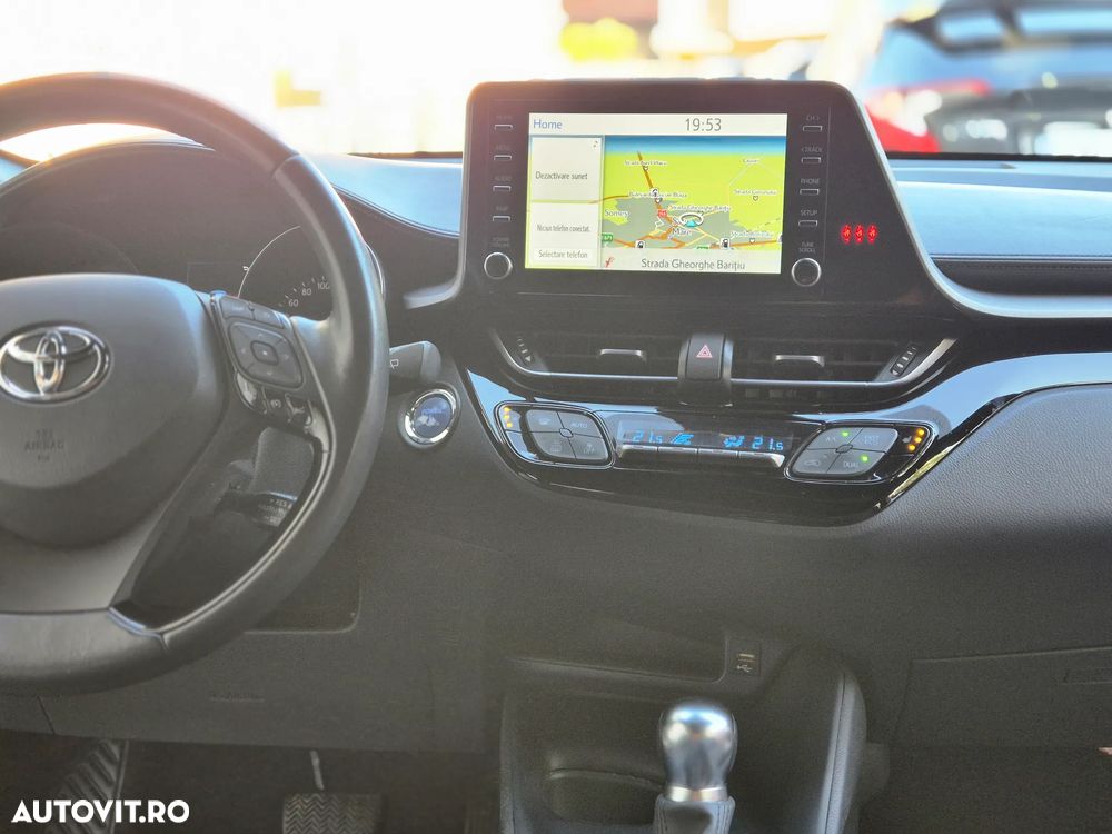 Toyota C-HR 1.8 HSD 122 CP 4x2 CVT C-ult Style - 12
