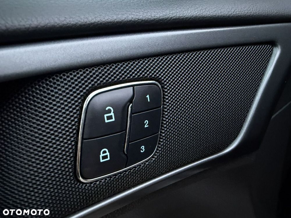 Ford Mondeo 2.0 TDCi STart-Stopp PowerShift-Aut Trend - 17