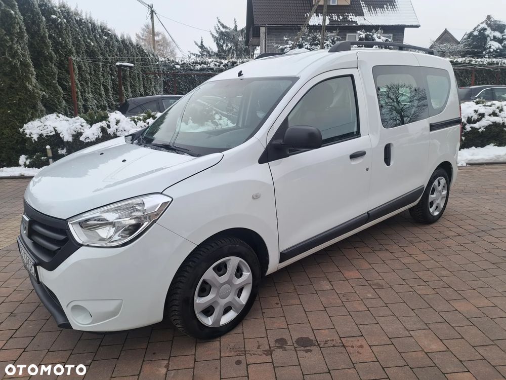 Dacia Dokker SCe 100 Essential - 11