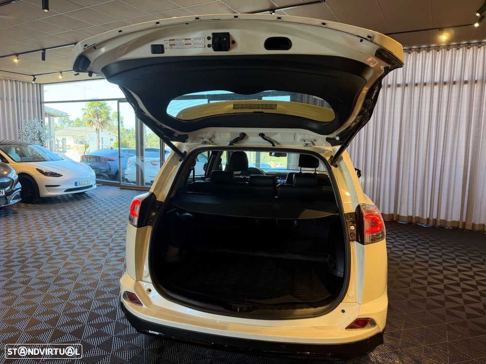 Toyota RAV4 2.5 HSD Comfort+P.Sport - 30