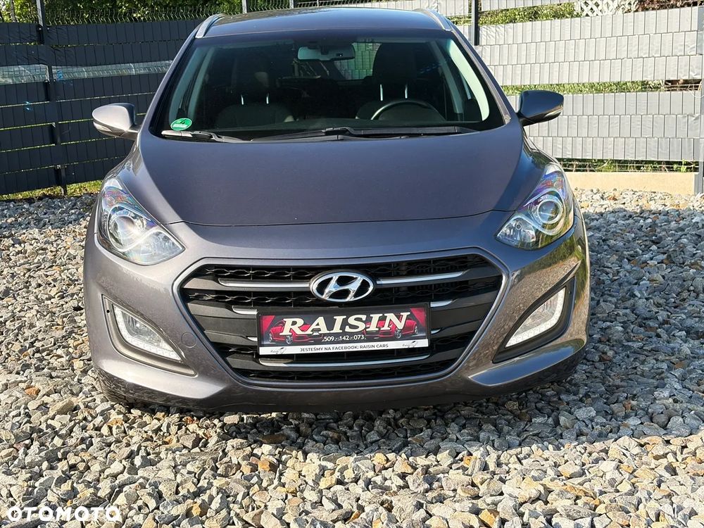 Hyundai i30 blue 1.6 CRDi DCT Passion - 8