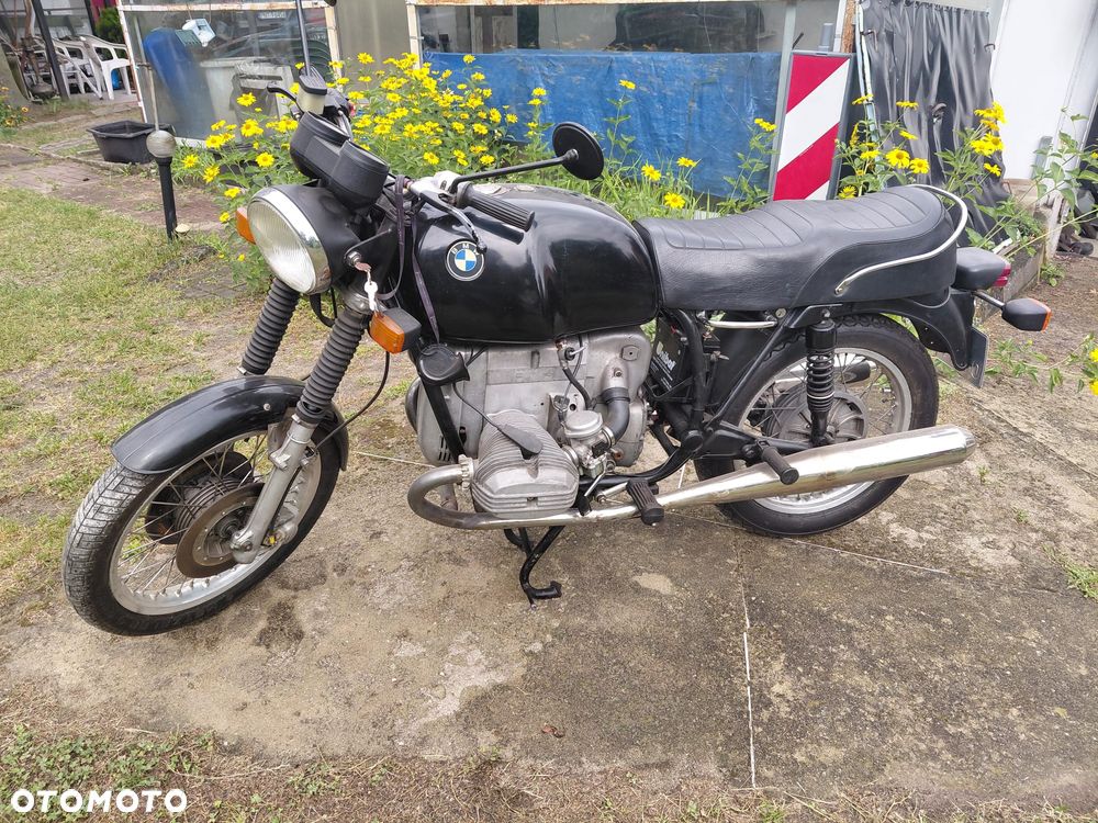 BMW R - 1