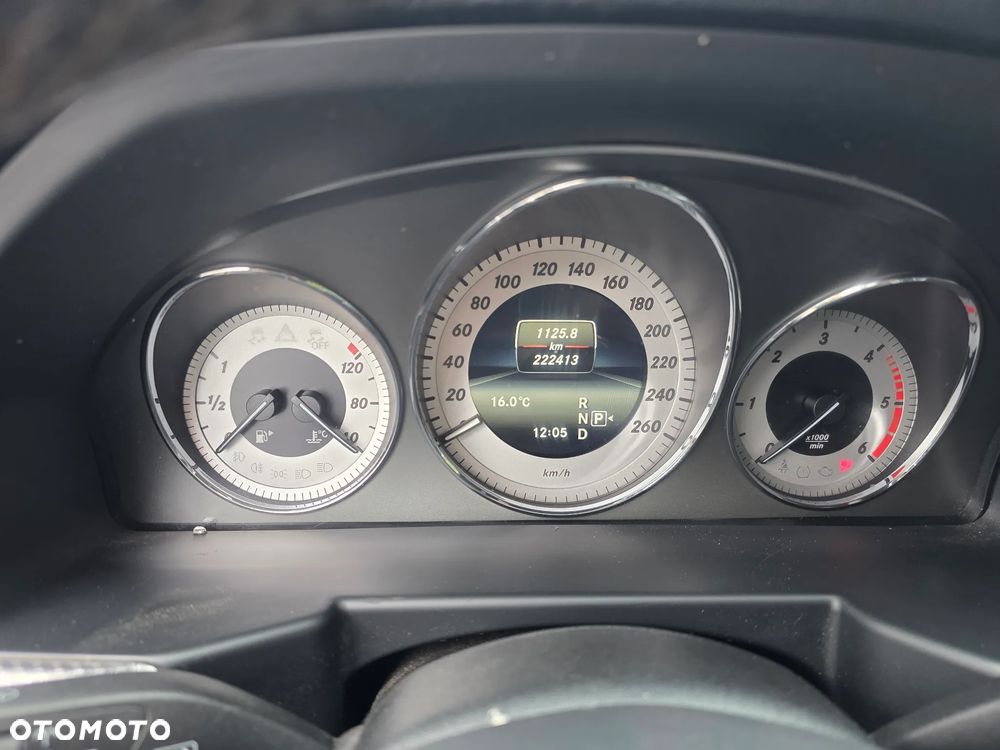 Mercedes-Benz GLK 220 CDI DPF 4Matic BlueEFFICIENCY 7G-TRONIC SPORT EDITION - 23