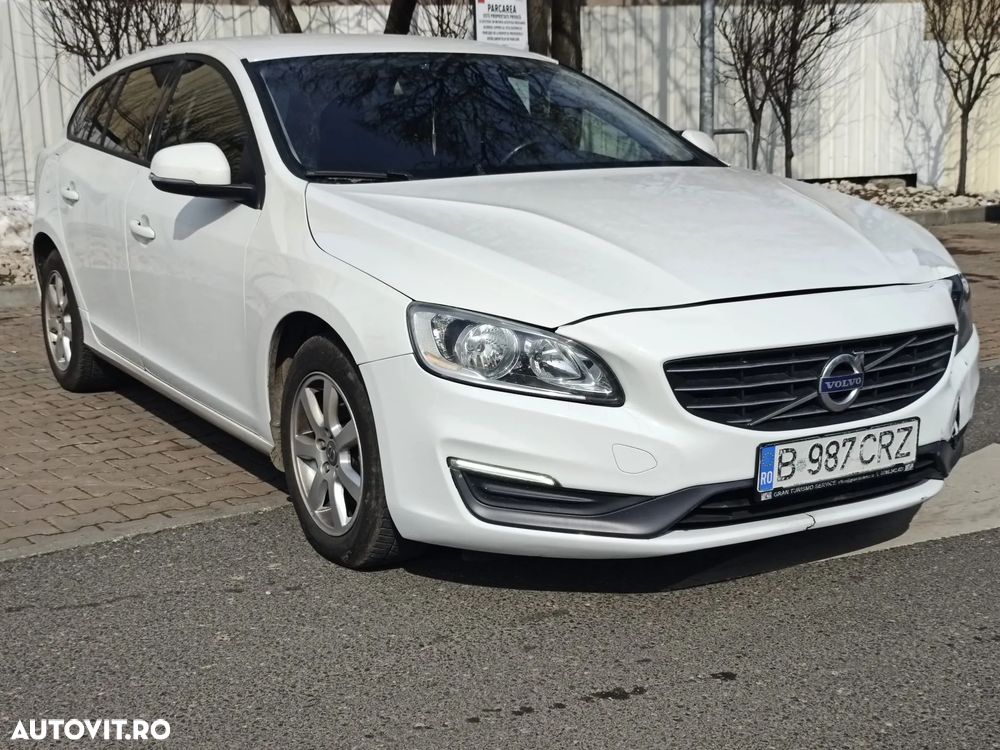 Volvo V60 D2 Geartronic Powershift - 1