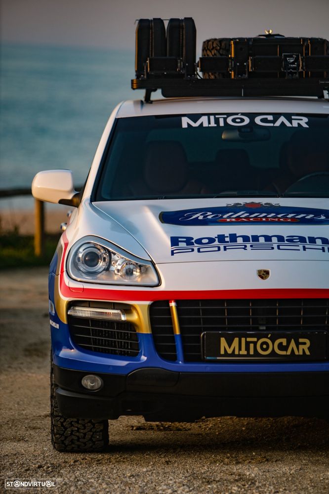 Porsche Cayenne Turbo - 13