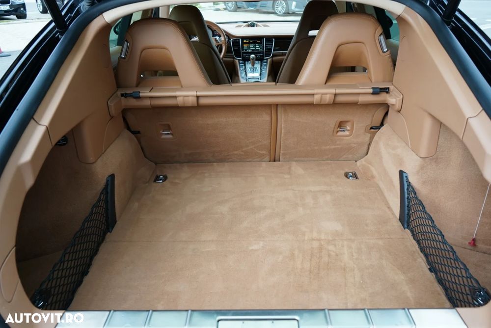 Porsche Panamera 3.0 PDK 4S - 9