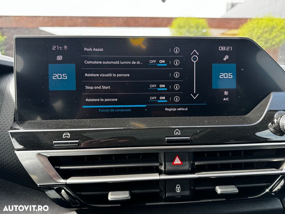 Citroën C4 PureTech 130 Stop&Start EAT8 SHINE - 27