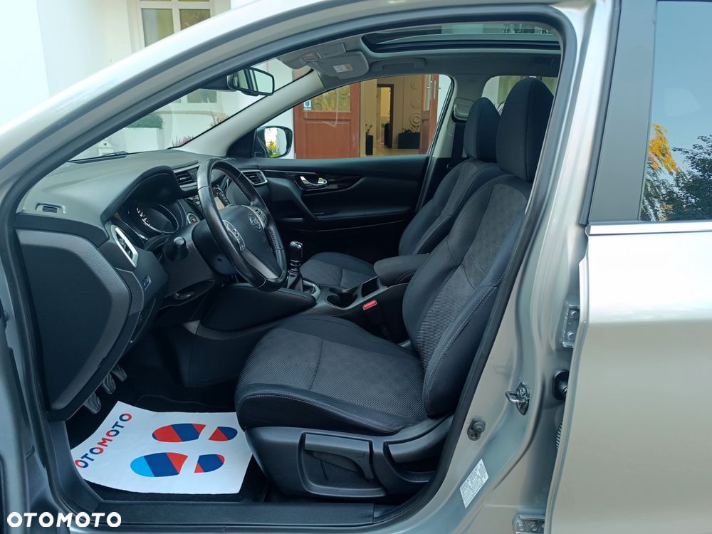 Nissan Qashqai 1.2 DIG-T Tekna+ - 26