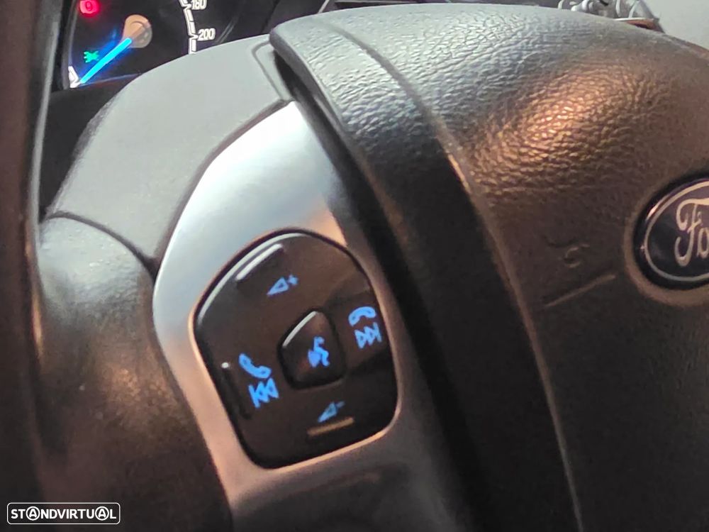 Ford Fiesta 1.6 TDCI Titanium - 19