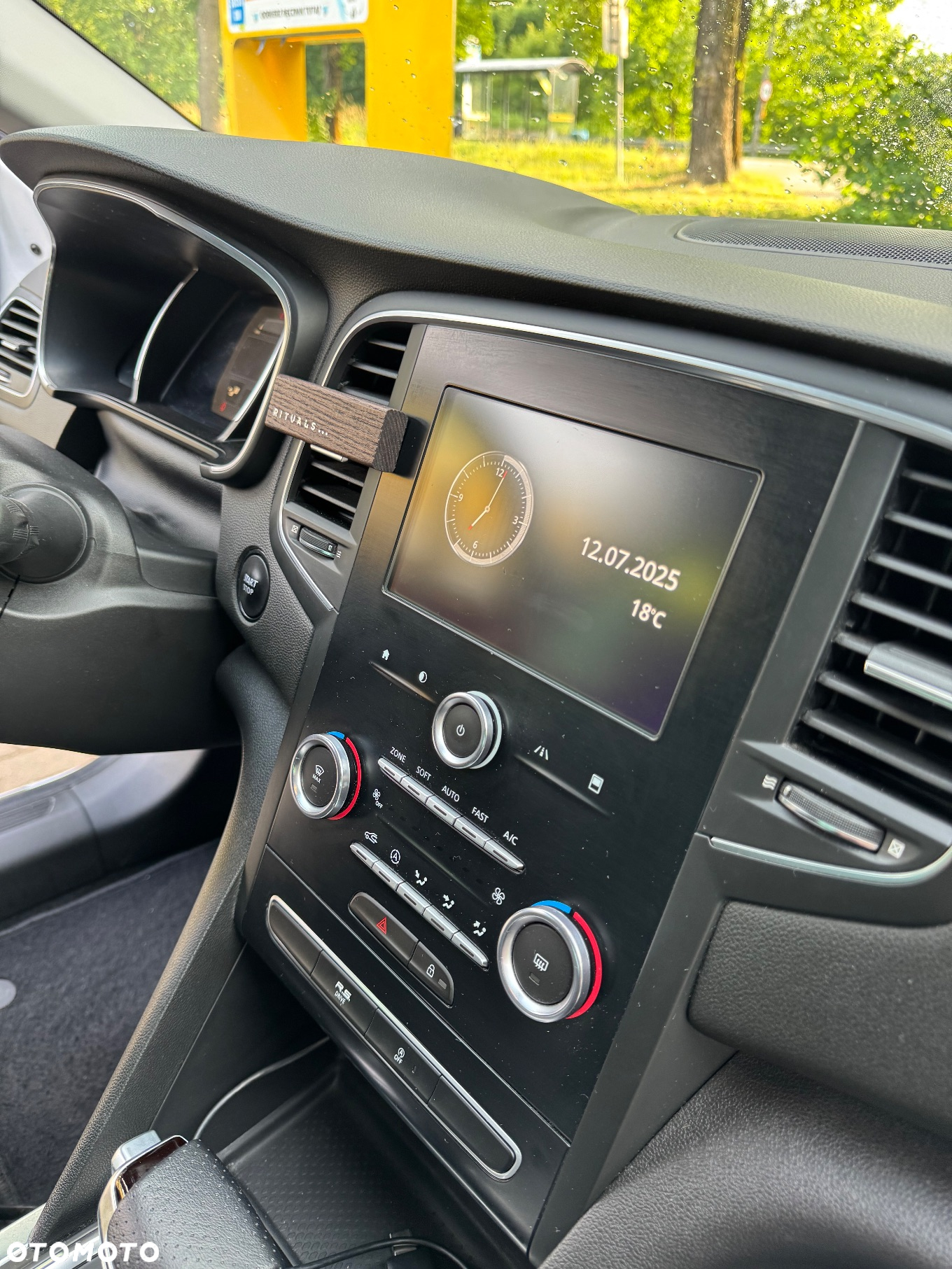 Renault Megane 1.6 TCe GT EDC - 13