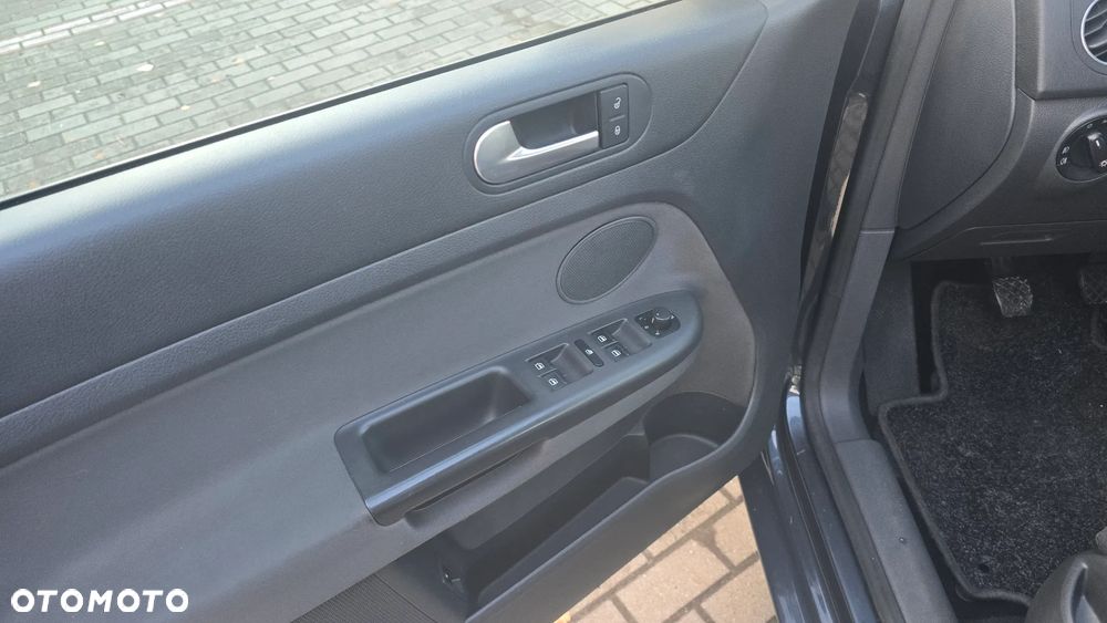 Volkswagen Golf Plus 1.9 TDI Tour - 8