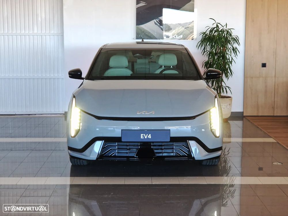 Kia EV4 81.4 kWh GT-Line - 2
