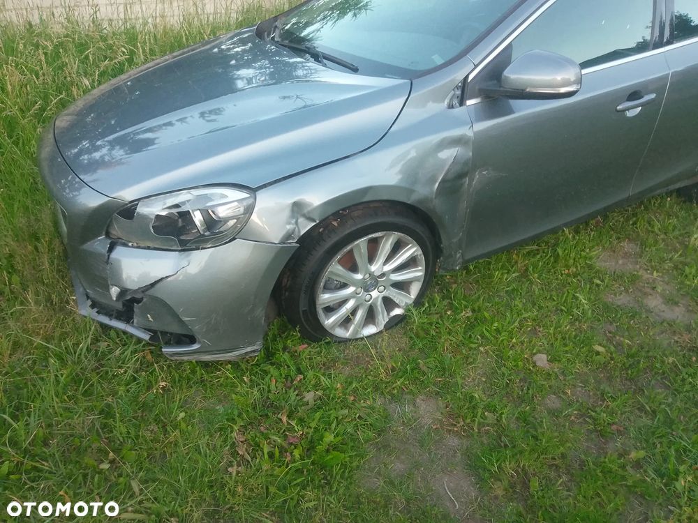 Volvo V40 T2 Drive-E Ocean Race - 16