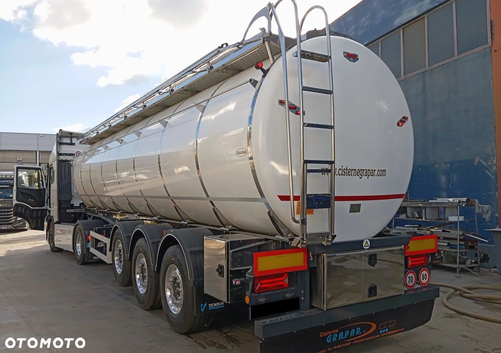 Grapar 26.000 / 3 / Nowa Naczepa Cysterna / Mleko / 5780 kg - 8