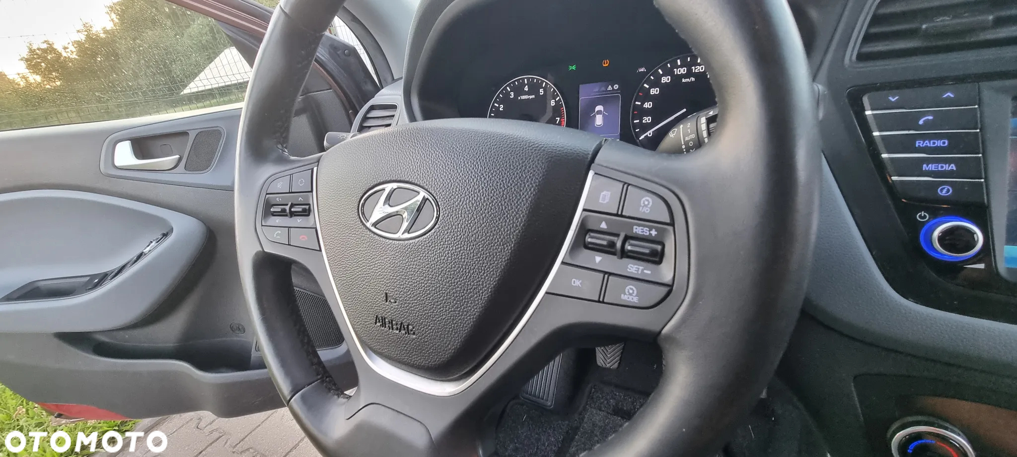 Hyundai i20 - 21