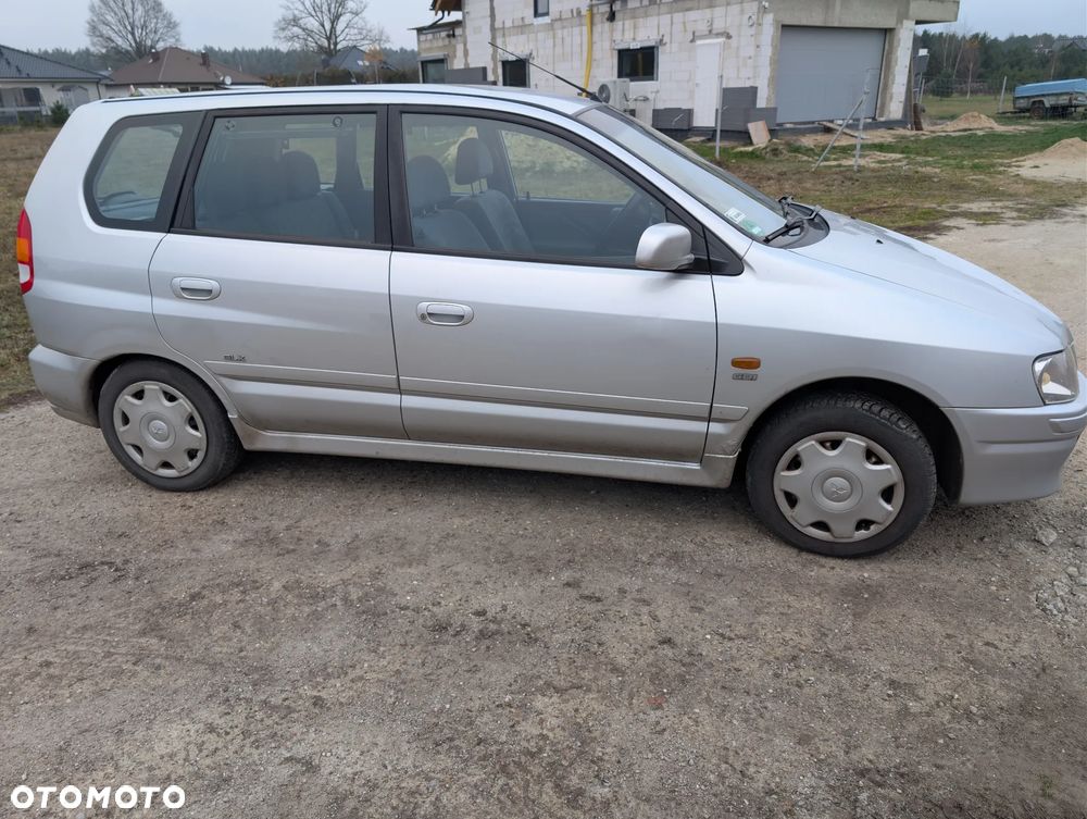 Mitsubishi Space Star 1.8 GDI GLX - 4