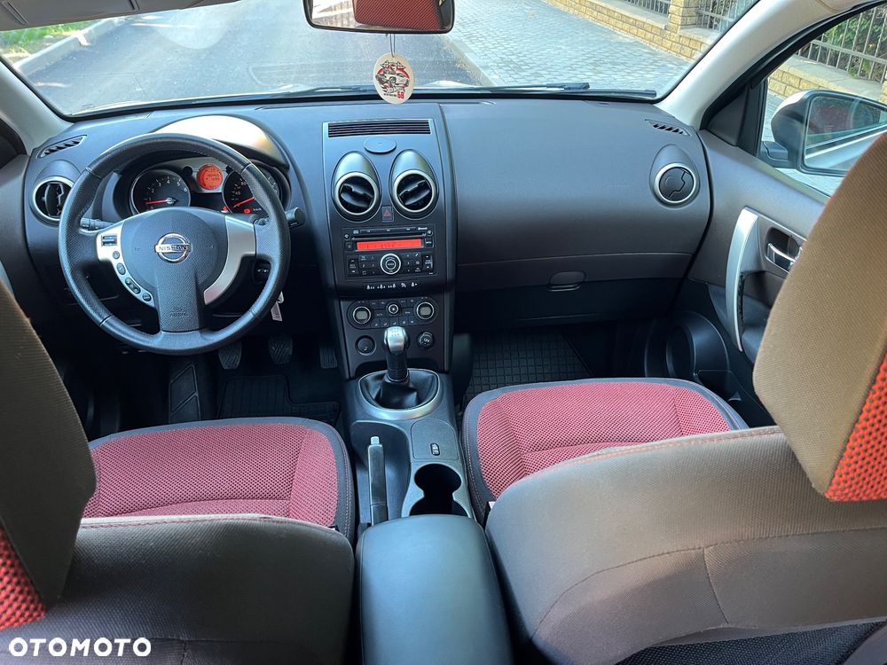 Nissan Qashqai+2 - 16