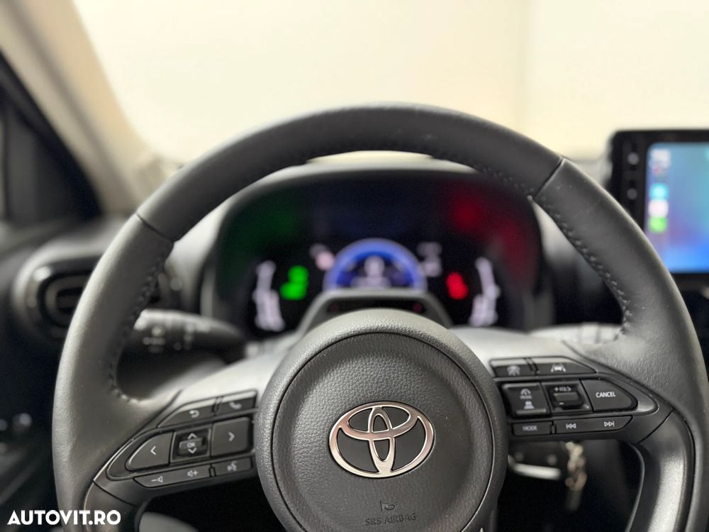 Toyota Yaris Cross - 16
