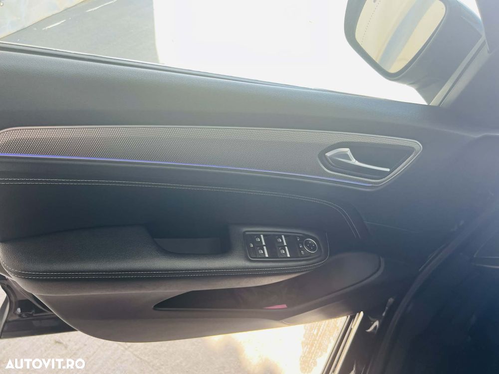 Renault Arkana MHEV 160 EDC Techno - 24