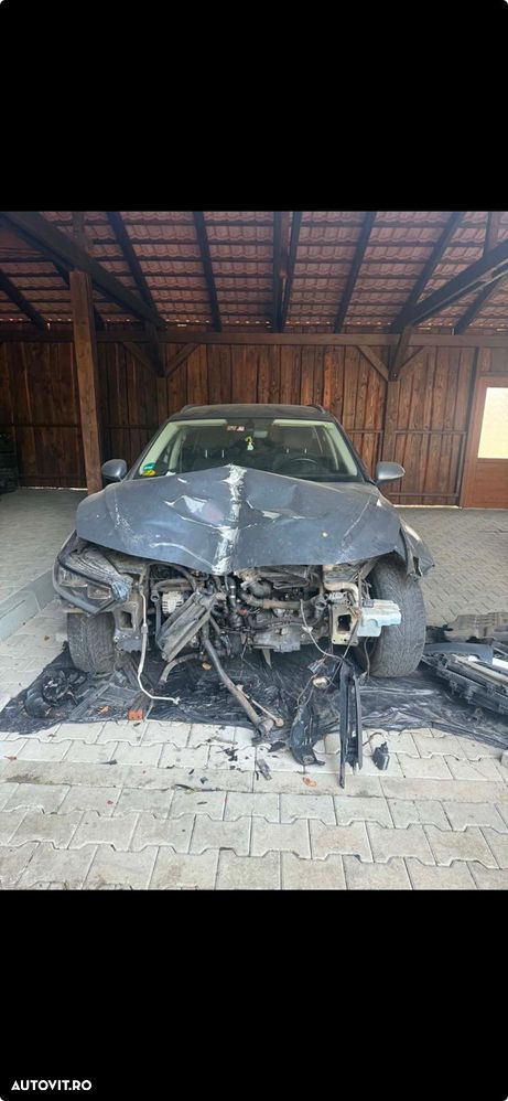 VOLKSWAGEN - 2
