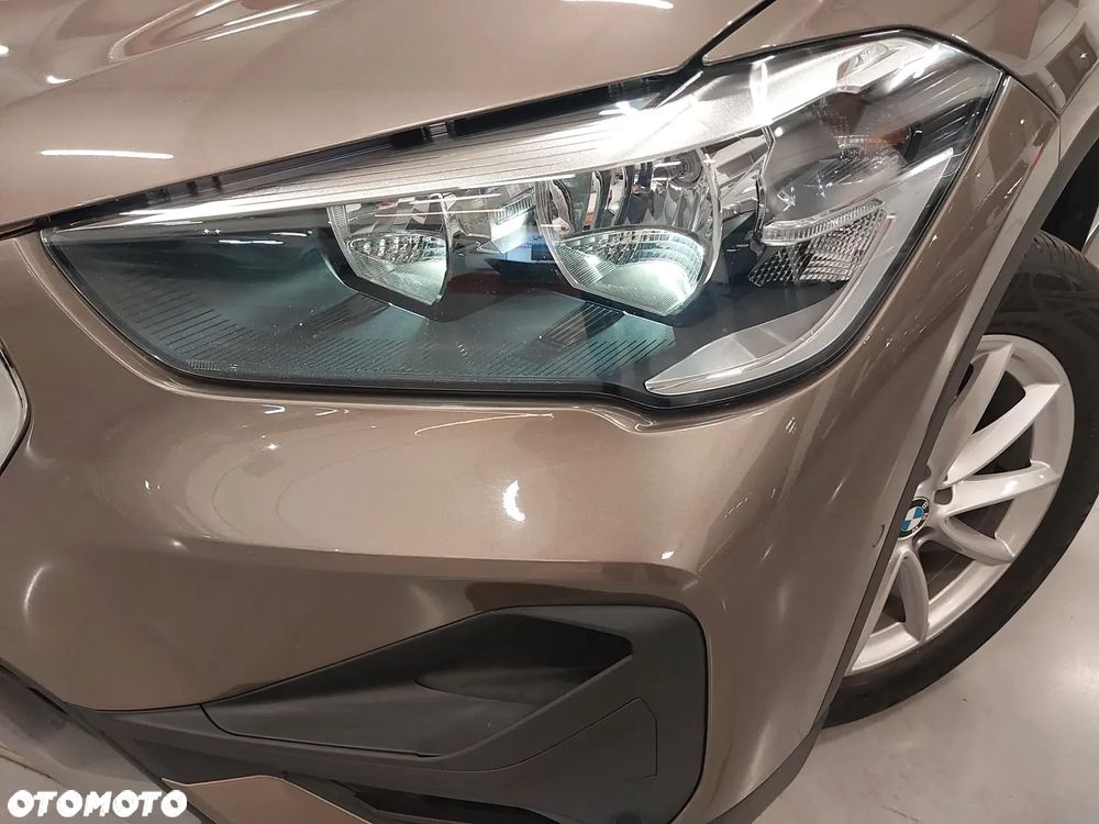 BMW X1 sDrive18i - 22