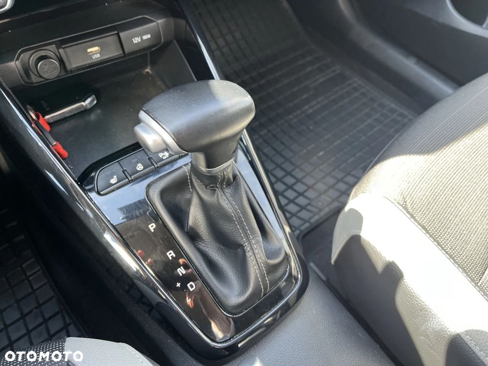 Kia Stonic 1.0 T-GDI L Business Line DCT - 15