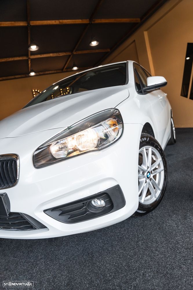 BMW 214 Active Tourer d Luxury Line - 19