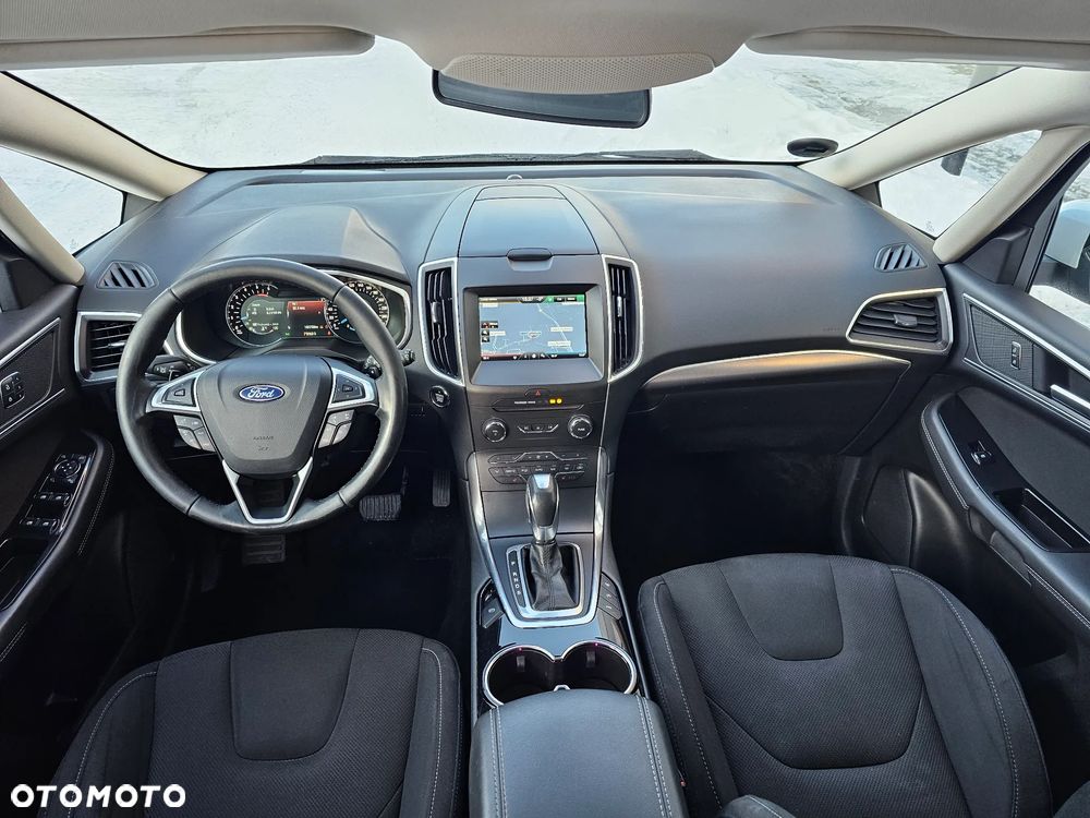 Ford S-Max 2.0 TDCi Titanium PowerShift - 8