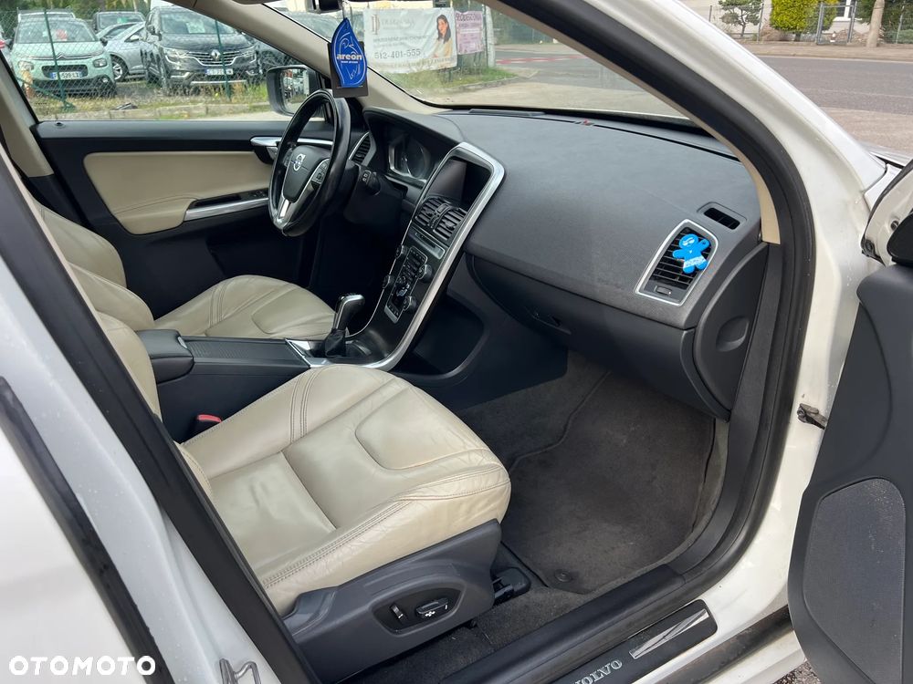 Volvo XC 60 D4 Drive-E Summum - 9