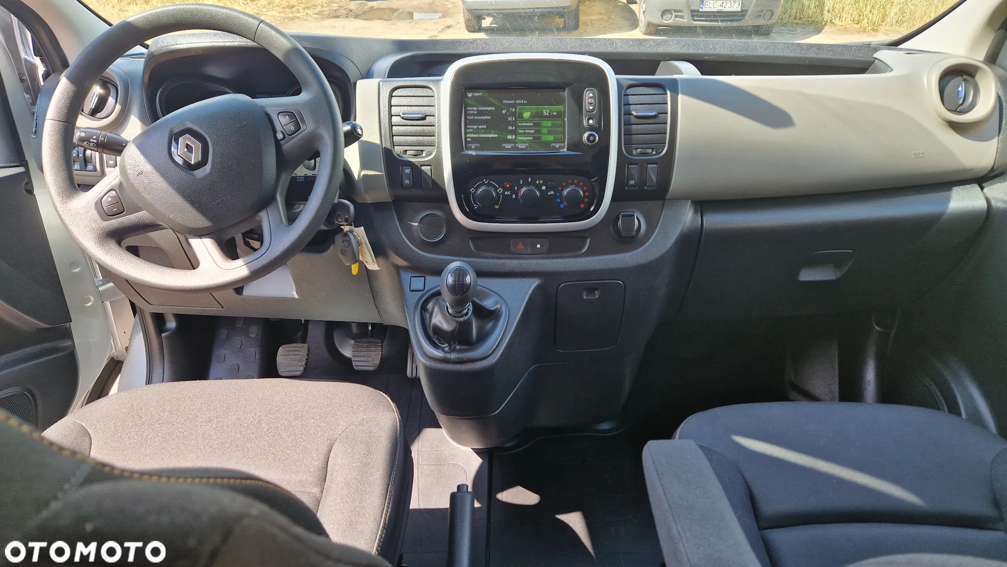 Renault Trafic - 12