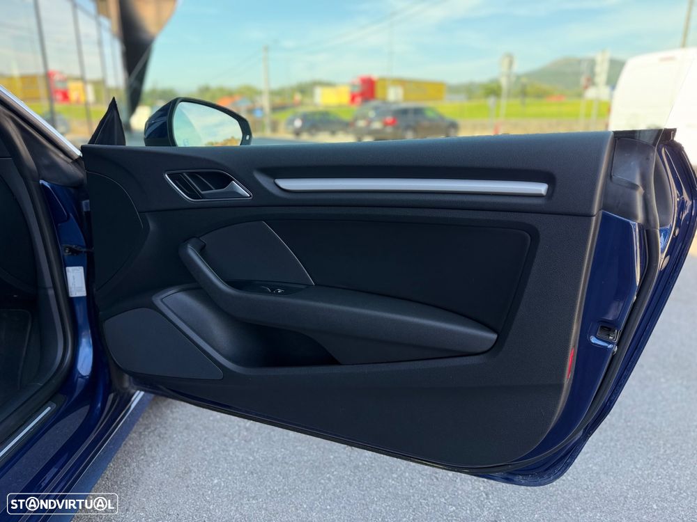 Audi A3 Cabrio 2.0 TDI (clean diesel) S line Sport Pack - 23