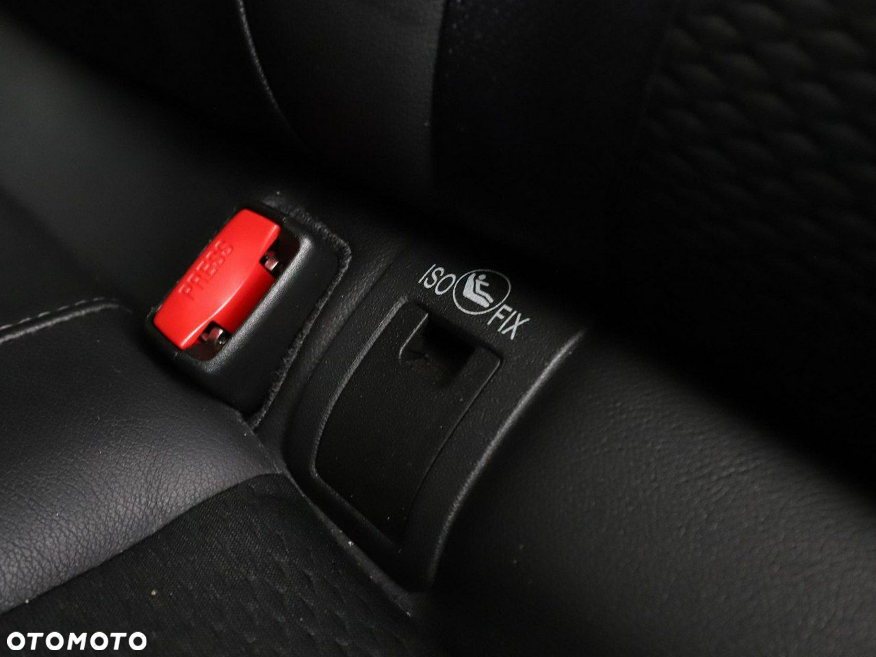 Nissan Qashqai 1.2 DIG-T N-Connecta - 37