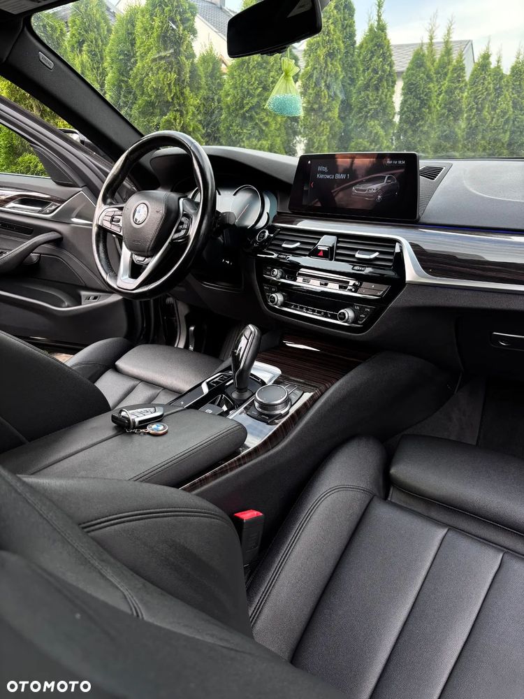 BMW Seria 5 530i xDrive Sport Line - 6