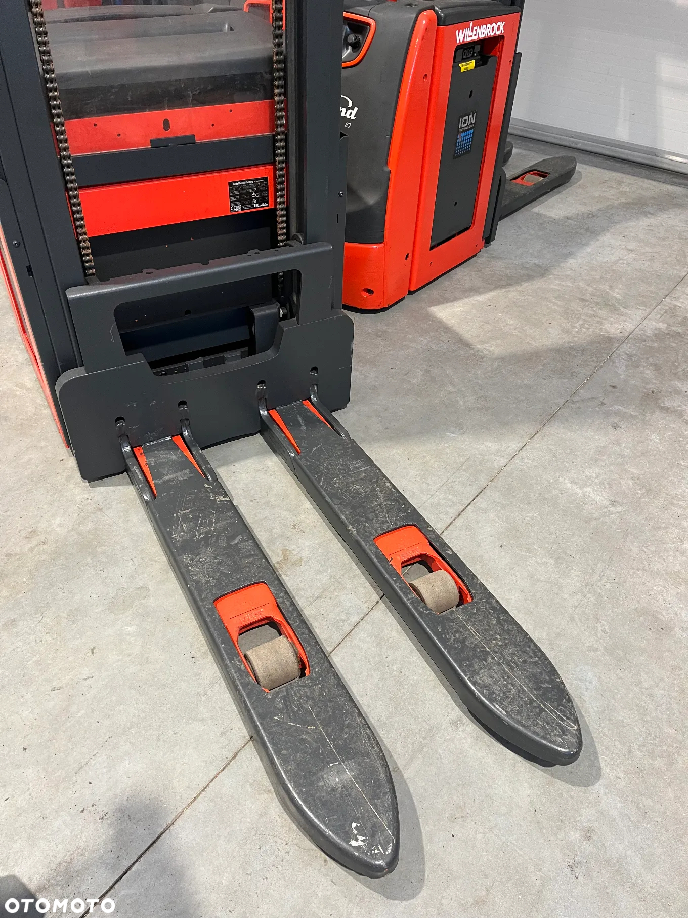Linde L14-1173-01 Wózek podnośnikowy, elektryczny paleciak z masztem wysokiego składowania - 7
