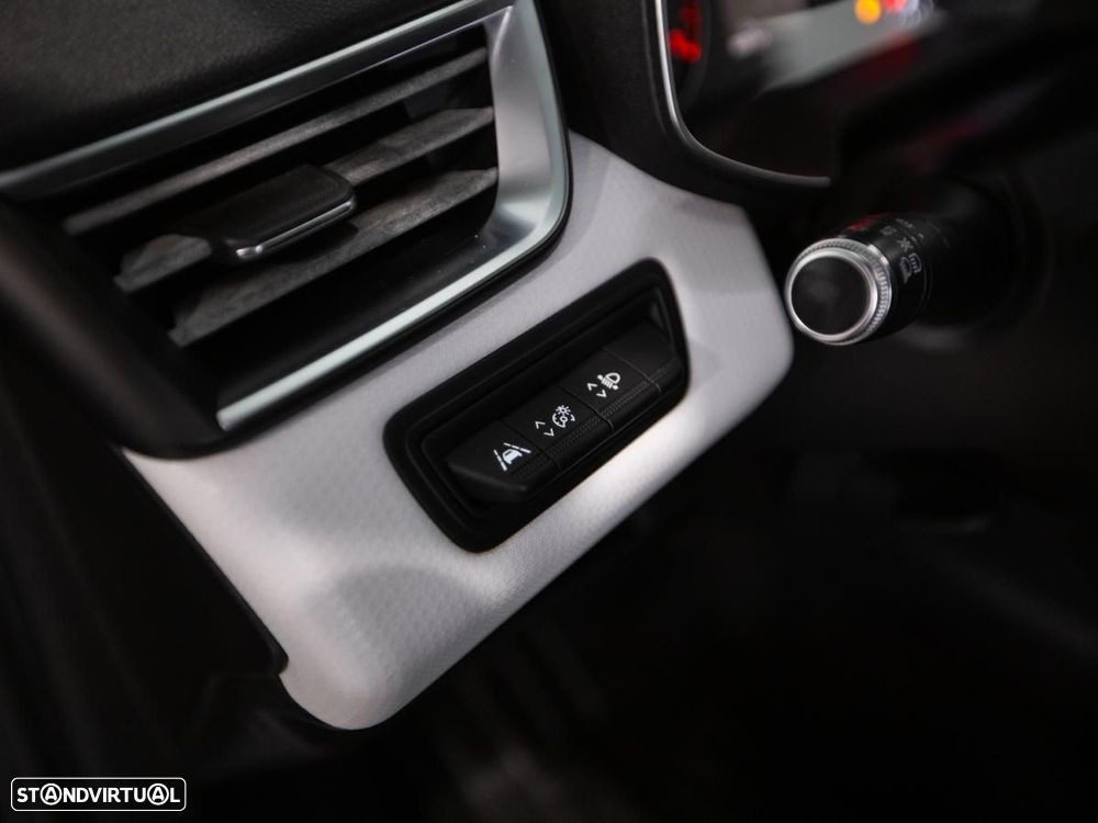 Renault Clio 1.0 TCe Limited Bi-Fuel - 27