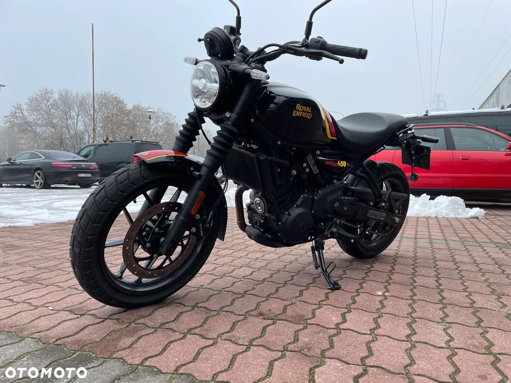 Royal Enfield Guerrilla - 5