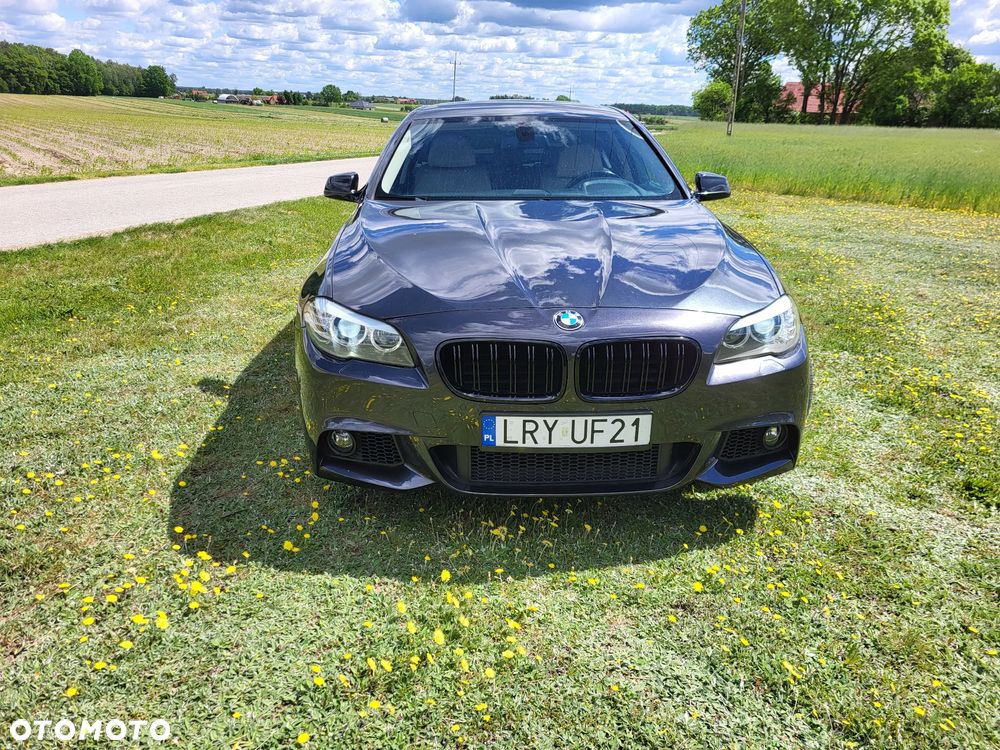 BMW Seria 5 528i - 5