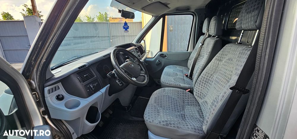 Ford Transit - 21