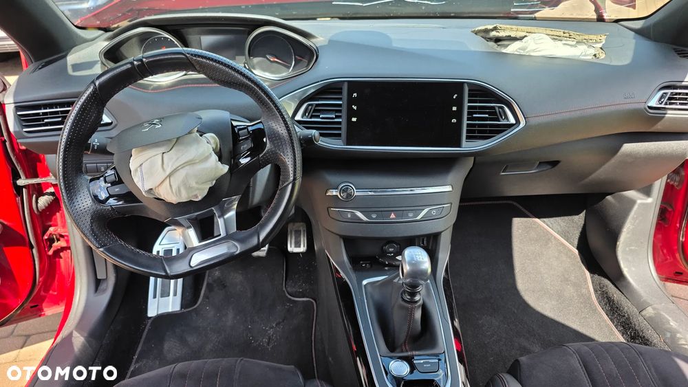 Peugeot 308 PureTech 130 GPF Stop & Start GT Pack - 26
