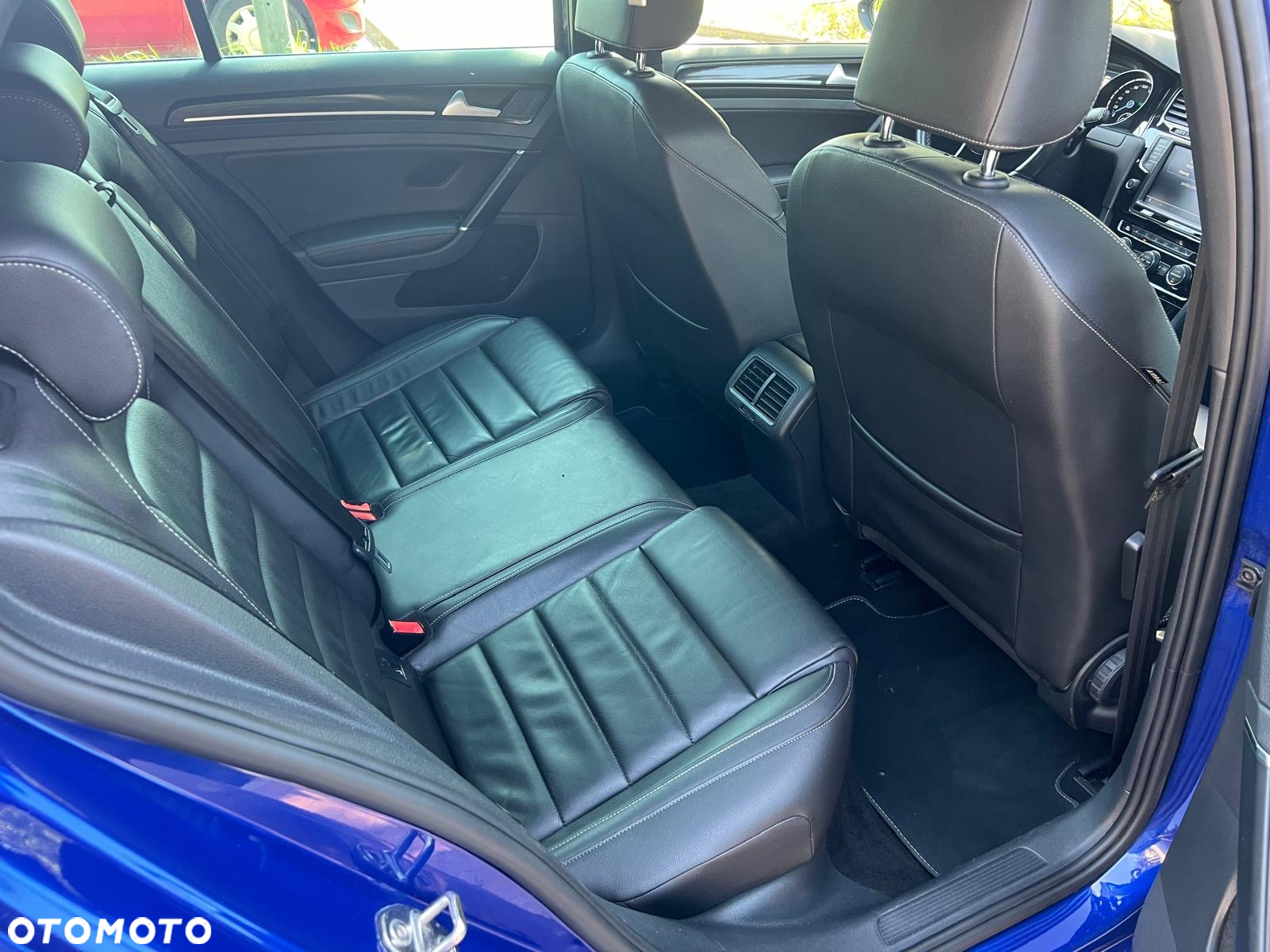 Volkswagen Golf R 4Motion BlueMotion Technology DSG - 22