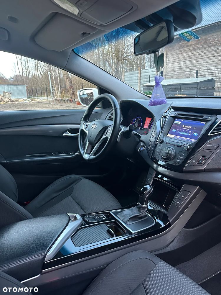 Hyundai i40 1.7 CRDi Comfort + - 7