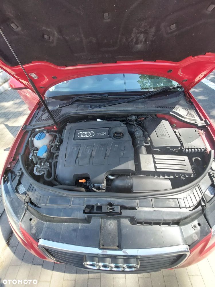 Audi A3 Sportback 1.6 TDI DPF Ambition - 9